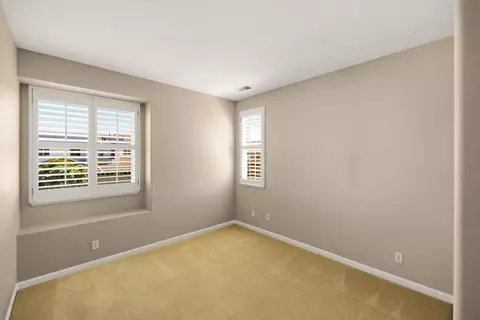 Bedroom - 4890 Peninsula Point Dr, Seaside, CA 93955 photo 5 of 10