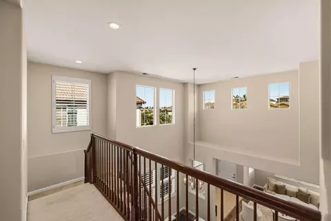 Entry Way - 4890 Peninsula Point Dr, Seaside, CA 93955 photo 2 of 5