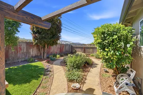 Exterior - 643 Stanford Ave, Salinas, CA 93901 photo 6 of 8