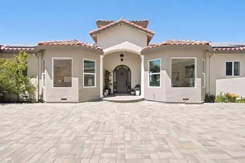 2774 Butterfly Ct, San Juan Bautista, CA 95045