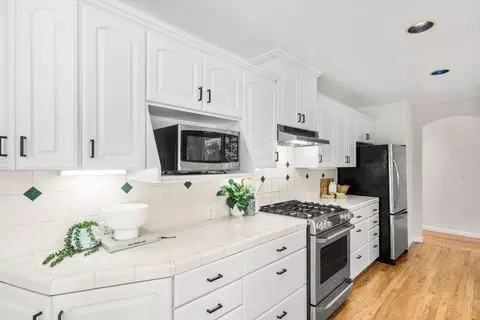 Kitchen - 419 Ewell Ave, Aptos, CA 95003 photo 2 of 2