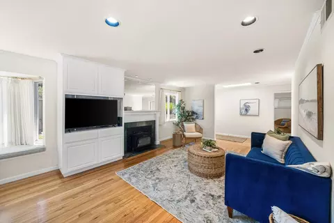 Living - 419 Ewell Ave, Aptos, CA 95003 photo 2 of 2