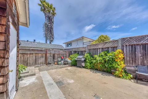 Exterior - 1212 Waring St, Seaside, CA 93955 photo 1 of 5