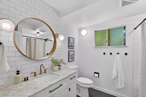 Bath - 530 Cathedral Dr, Aptos, CA 95003 photo 2 of 3