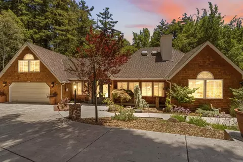 220 Miracle Ln, Santa Cruz, CA 95060