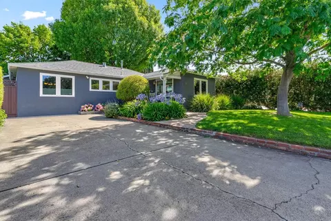 Exterior - 1180 Fewtrell Dr, Campbell, CA 95008 photo 7 of 30
