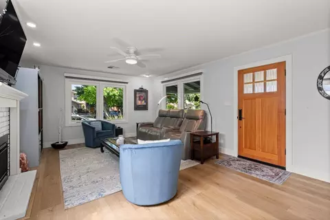Entry Way - 1180 Fewtrell Dr, Campbell, CA 95008 photo 1 of 2