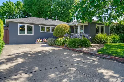 Exterior - 1180 Fewtrell Dr, Campbell, CA 95008 photo 8 of 30