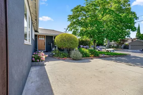 Exterior - 1180 Fewtrell Dr, Campbell, CA 95008 photo 9 of 30