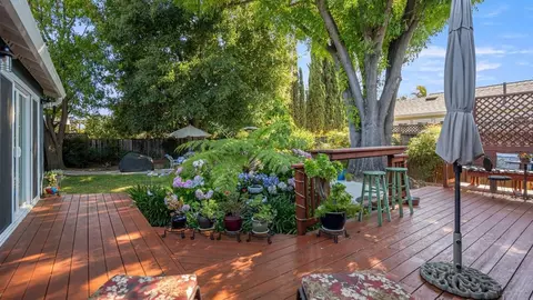 Exterior - 1180 Fewtrell Dr, Campbell, CA 95008 photo 19 of 30