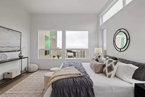 Bedroom - 827 Fassler Ave, Pacifica, CA 94044 photo 3 of 4