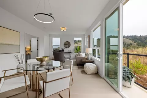 Dining - 827 Fassler Ave, Pacifica, CA 94044 photo 2 of 2