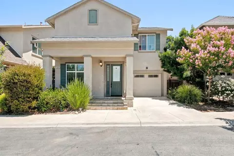 2209 Sahara Cir, Hollister, CA 95023