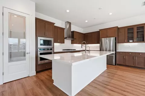 Kitchen - 17439 Harbor View Ave, Lathrop, CA 95330 photo 1 of 2