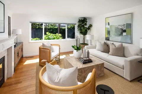 Living - 2349 Carol Ave, Mountain View, CA 94040 photo 2 of 4