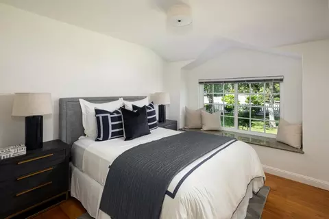 Bedroom - 2349 Carol Ave, Mountain View, CA 94040 photo 2 of 5