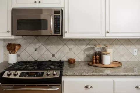 Kitchen - 2349 Carol Ave, Mountain View, CA 94040 photo 2 of 3