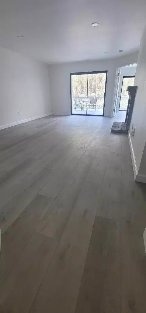 Living - 1105 Devonwood, Hercules, CA 94547 photo 1 of 2