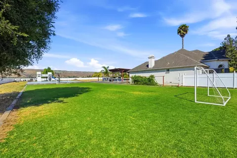 Exterior - 194 Lantz Dr, Morgan Hill, CA 95037 photo 19 of 24