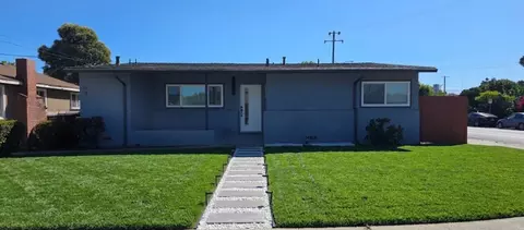 691 Lotus St, San Jose, CA 95116