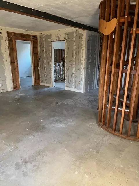 Living - 26824 Walnut, Cloverdale, CA 95425 photo 1 of 1