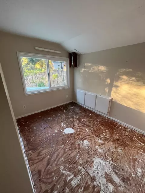 Bedroom - 26824 Walnut, Cloverdale, CA 95425 photo 3 of 3