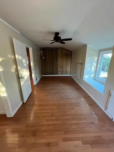 Bedroom - 26824 Walnut, Cloverdale, CA 95425 photo 2 of 3