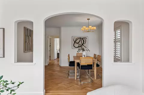 Dining - 825 Amazon Ave, San Francisco, CA 94112 photo 1 of 5