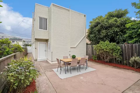 Exterior - 825 Amazon Ave, San Francisco, CA 94112 photo 7 of 7