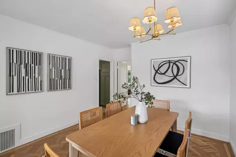 Dining - 825 Amazon Ave, San Francisco, CA 94112 photo 2 of 5
