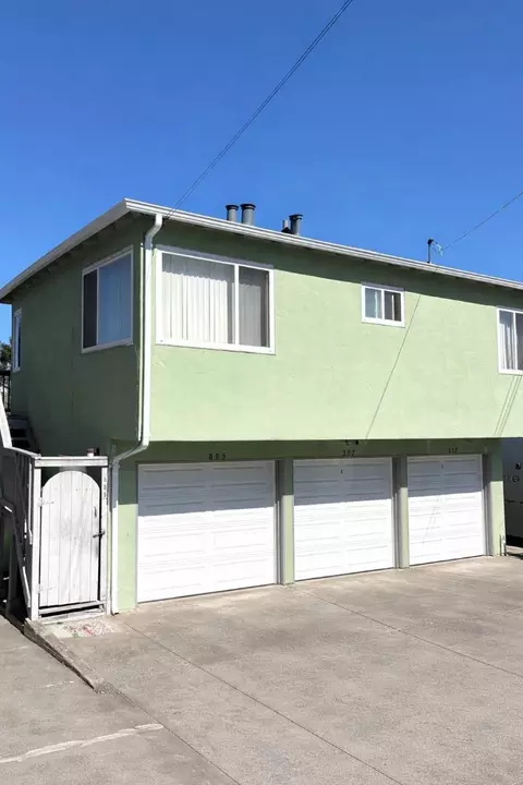 885 Laurel Ave, Belmont, CA 94002