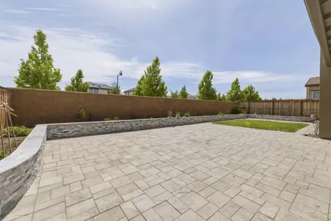 Exterior - 3086 Leeds Ln, Tracy, CA 95377 photo 6 of 9