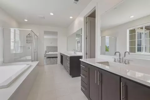 Bath - 3086 Leeds Ln, Tracy, CA 95377 photo 7 of 7