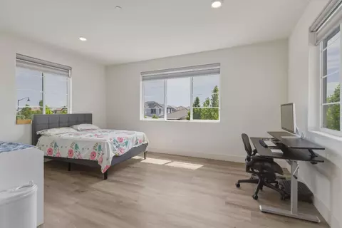 Bedroom - 3086 Leeds Ln, Tracy, CA 95377 photo 10 of 12