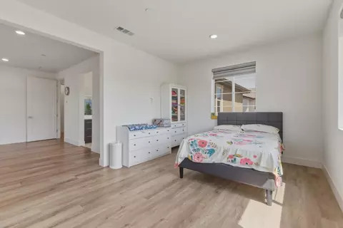 Bedroom - 3086 Leeds Ln, Tracy, CA 95377 photo 12 of 12