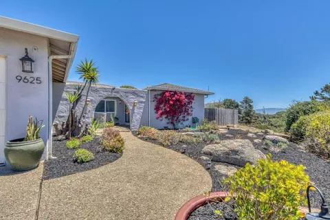 9625 Oracle Oak Pl, Salinas, CA 93907