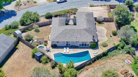 View/Area - 9625 Oracle Oak Pl, Salinas, CA 93907 photo 1 of 2
