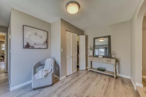 Entry Way - 9625 Oracle Oak Pl, Salinas, CA 93907 photo 4 of 4