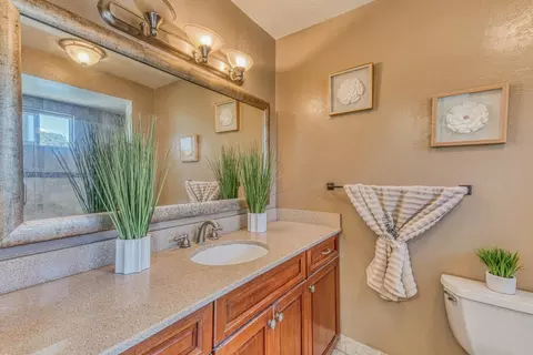 Bath - 9625 Oracle Oak Pl, Salinas, CA 93907 photo 1 of 5