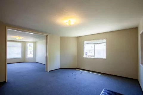 Living - 7515 Chestnut St, Gilroy, CA 95020 photo 4 of 4
