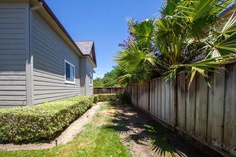 Exterior - 7515 Chestnut St, Gilroy, CA 95020 photo 7 of 10