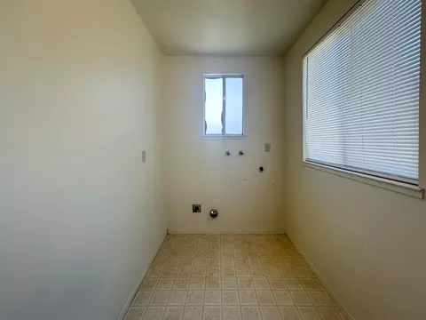 Other - 7515 Chestnut St, Gilroy, CA 95020 photo 2 of 3