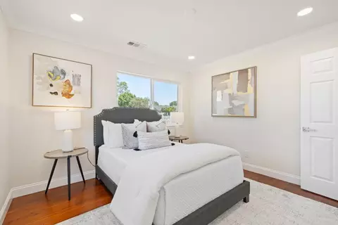 Bedroom - 552 Borregas Ave, Sunnyvale, CA 94085 photo 3 of 6