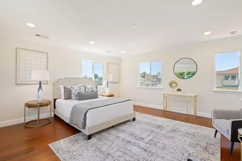 Bedroom - 552 Borregas Ave, Sunnyvale, CA 94085 photo 2 of 6