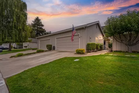 845 Helen Dr, Hollister, CA 95023