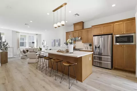 37309 Suncrest St, Newark, CA 94560