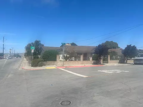 346 7th St, Greenfield, CA 93927