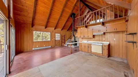 Living - 17895 Towhee Ln, Twain Harte, CA 95383 photo 2 of 4