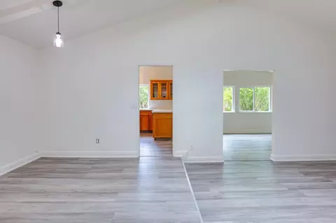 Living - 136 Dutch Flat Rd, Vallejo, CA 94589 photo 4 of 6