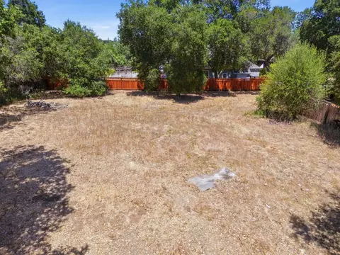 Exterior - 10621 Madera Dr, Cupertino, CA 95014 photo 14 of 21